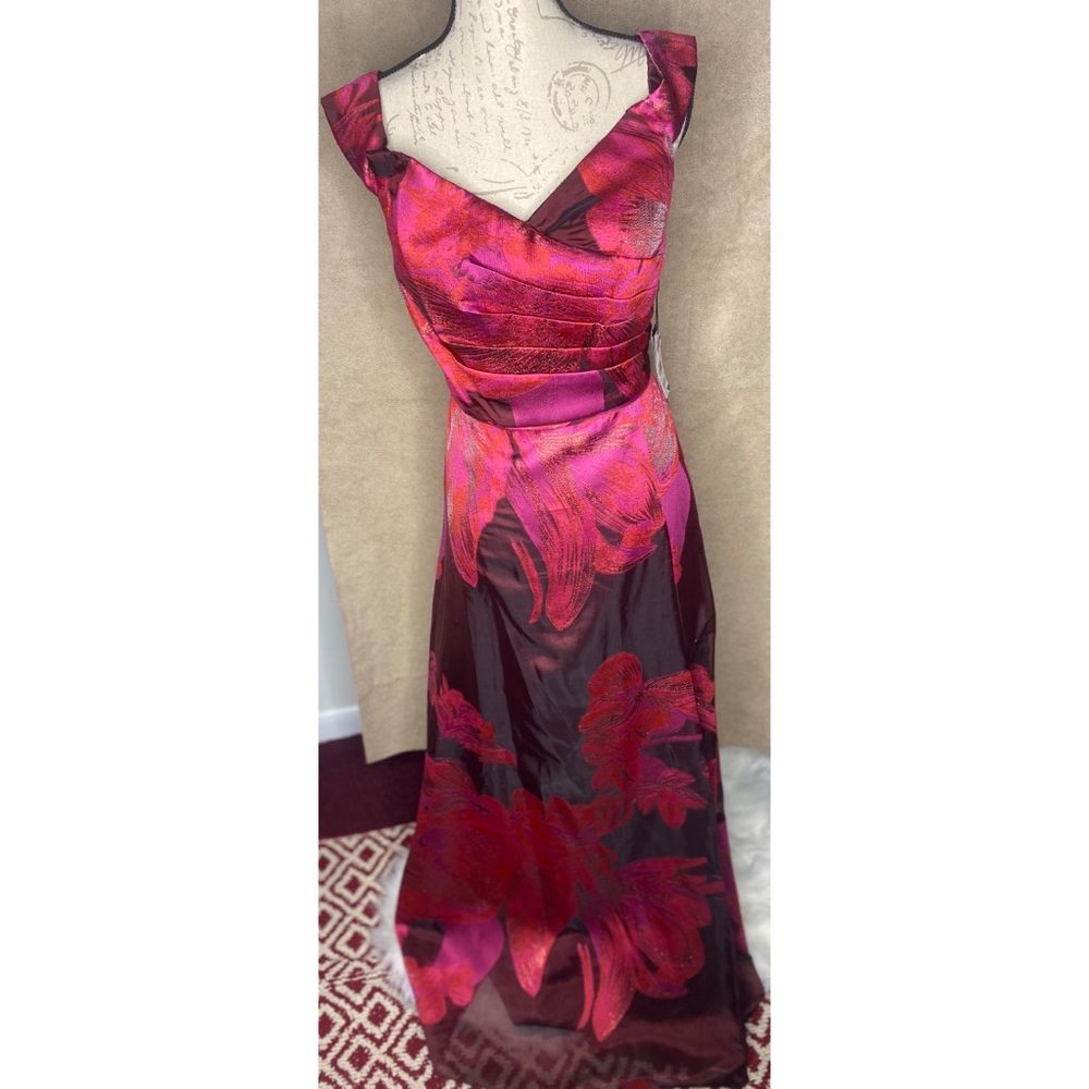 Off Shoulder NWOT Royal Print Maxi Dress by ADRIANNA PAPELL